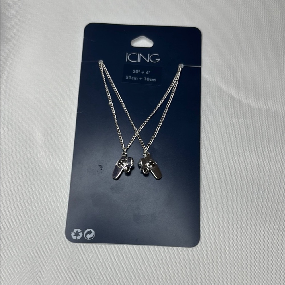 ICING Silver Game Control Necklace Set